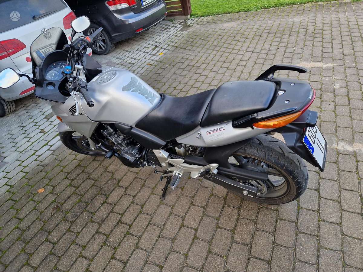 Honda CBF 600cc, street / classic