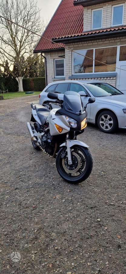 Honda CBF 600cc, street / classic