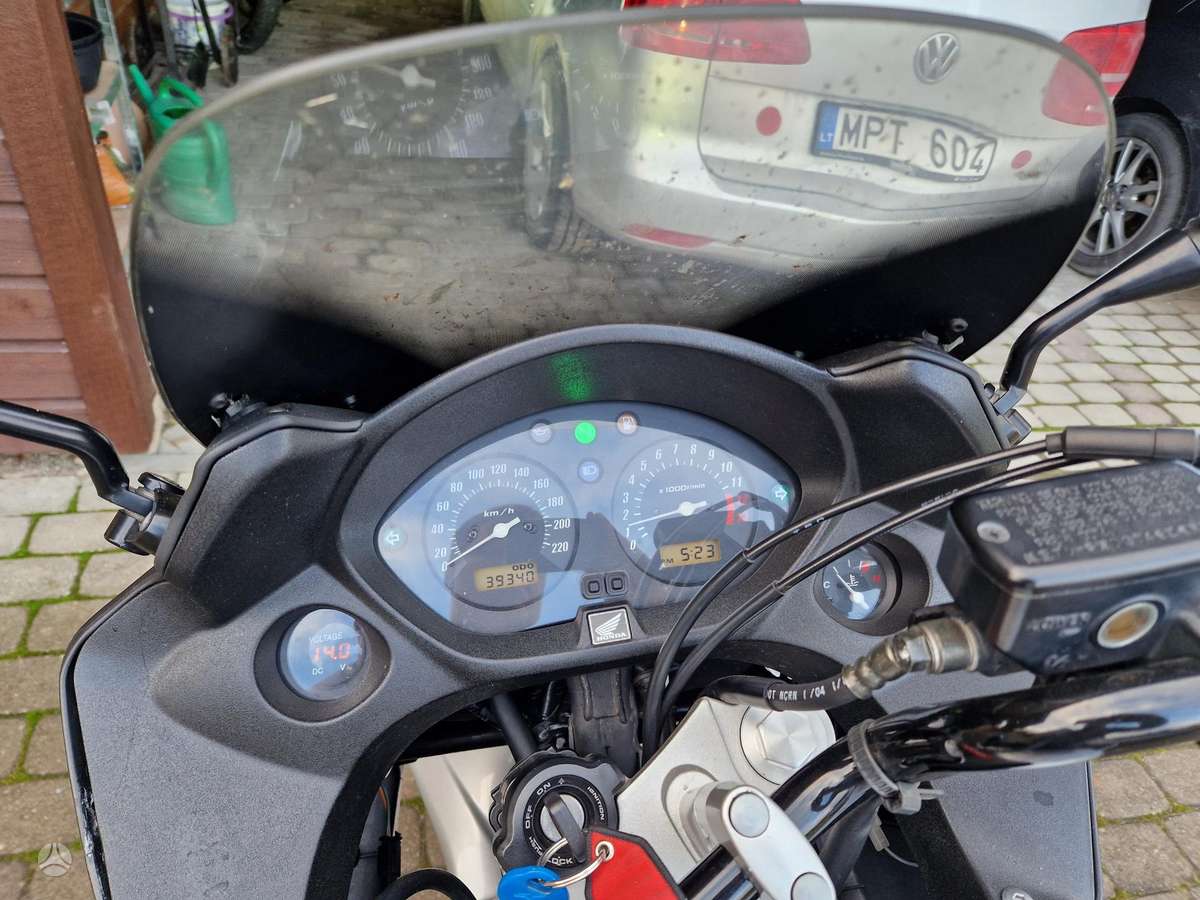 Honda CBF 600cc, street / classic