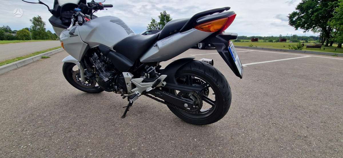 Honda CBF 600cc, street / classic