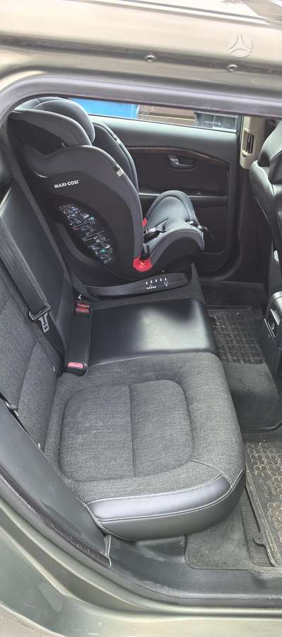 Volvo XC70, 2.4 l., wagon