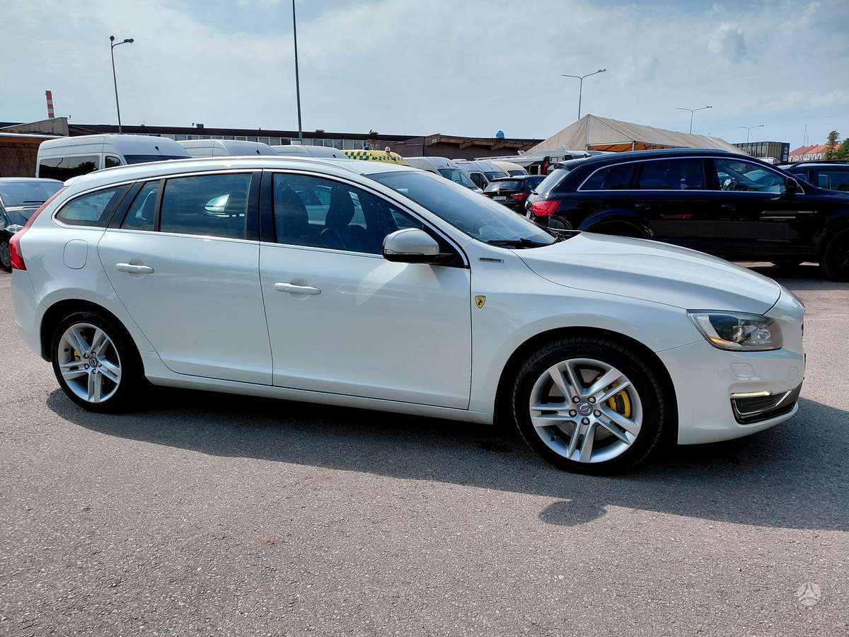 Volvo V60, 2.4 l., Универсал