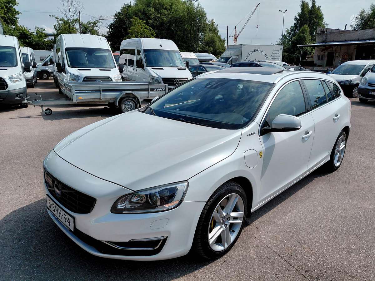 Volvo V60, 2.4 l., Универсал