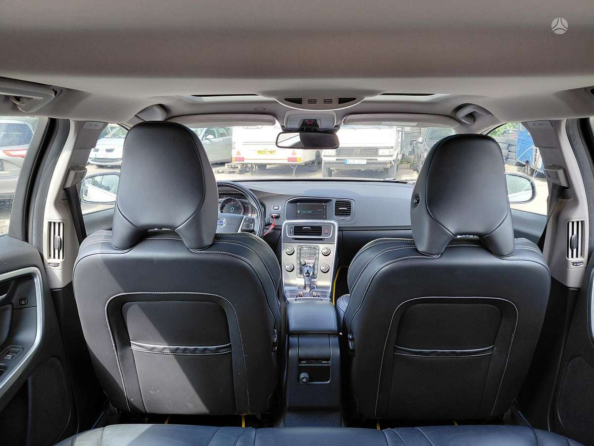 Volvo V60, 2.4 l., Универсал