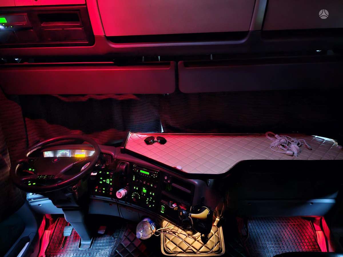 Scania R480, auto transporters