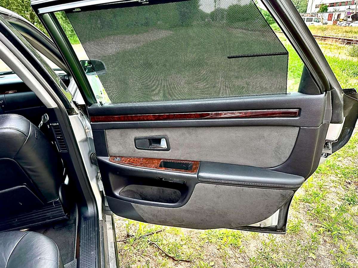 Audi A8, 4.2 l., Седан