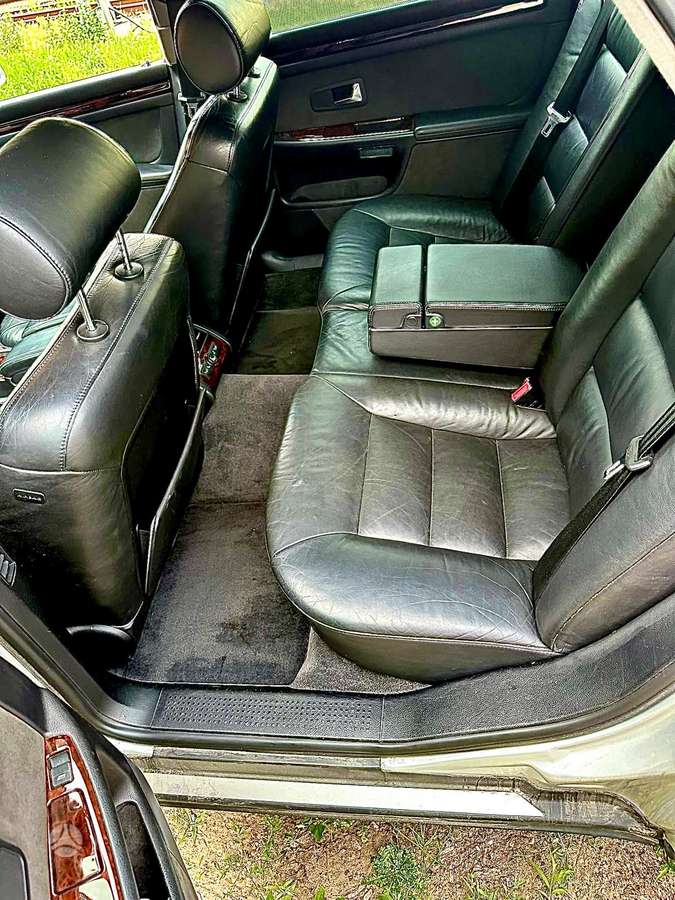 Audi A8, 4.2 l., saloon / sedan