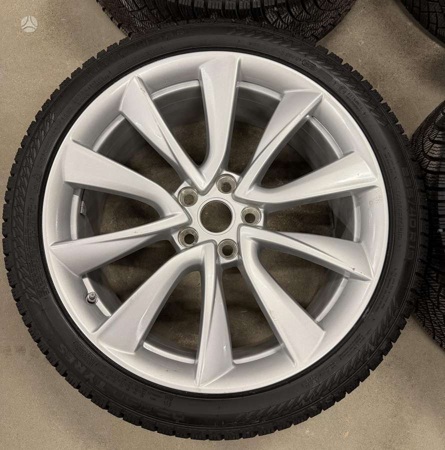 TESLA, light alloy, R19