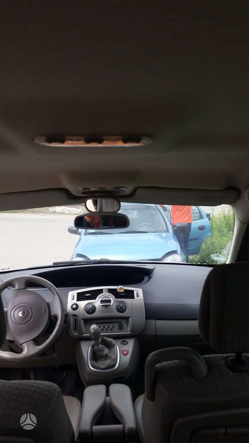 Renault Scenic for parts