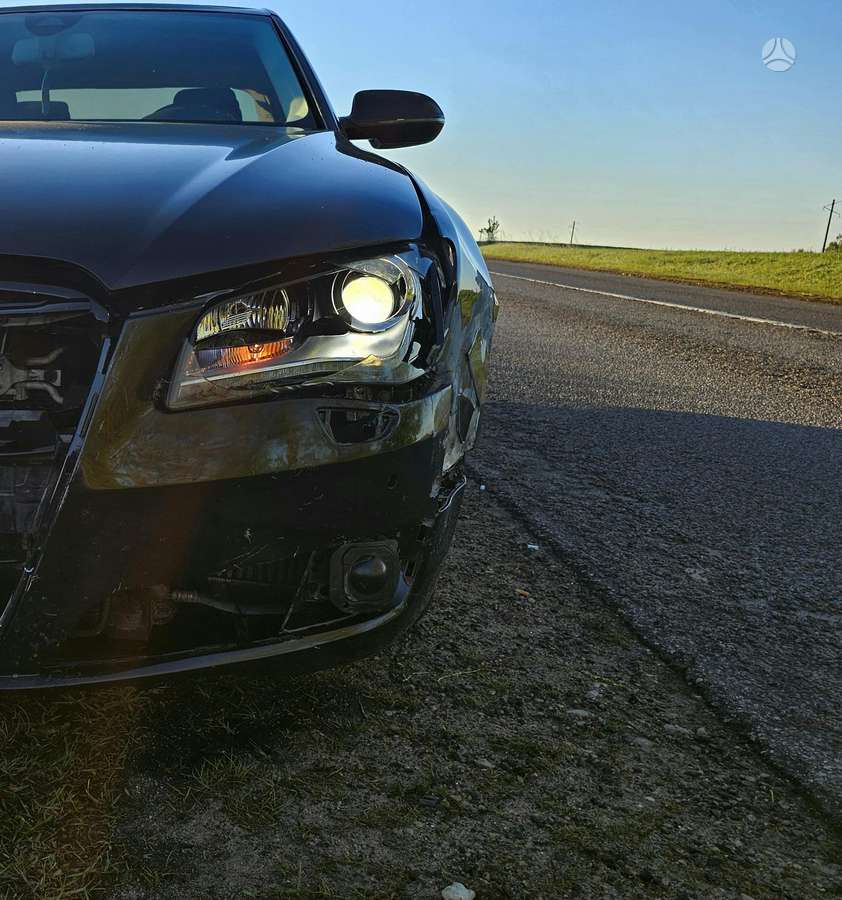 Audi A8 gaismas