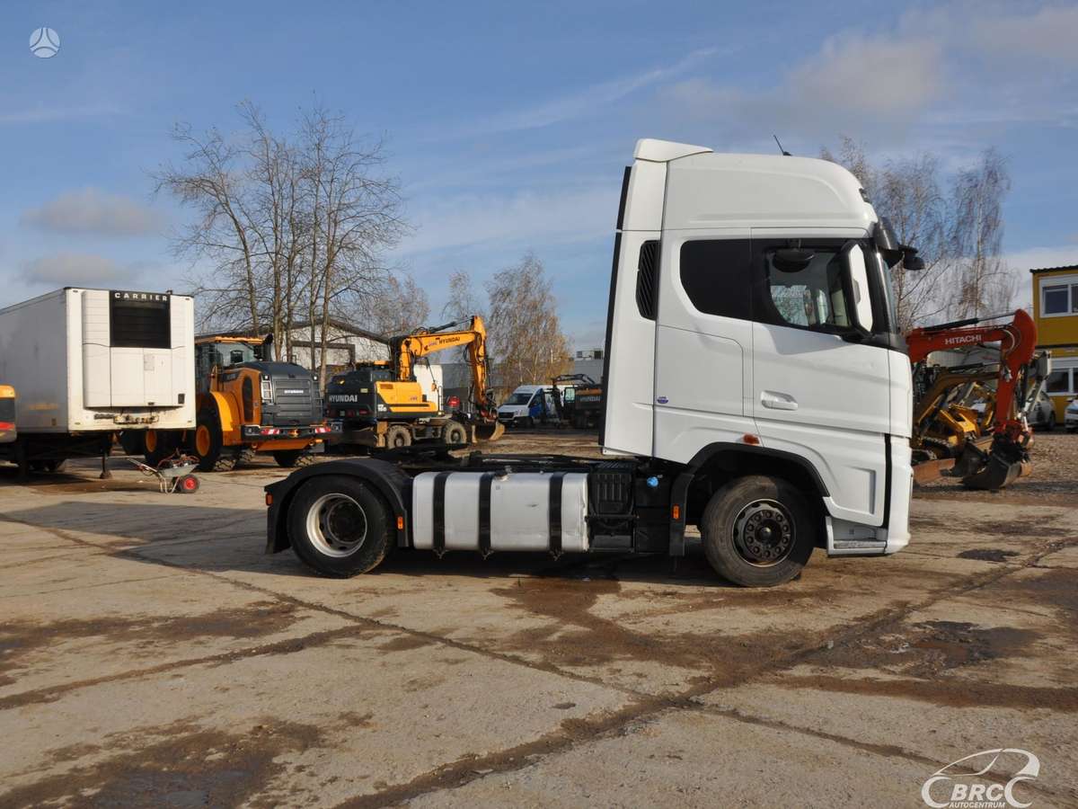Ford F-MAX Hydraulic, double sleeper