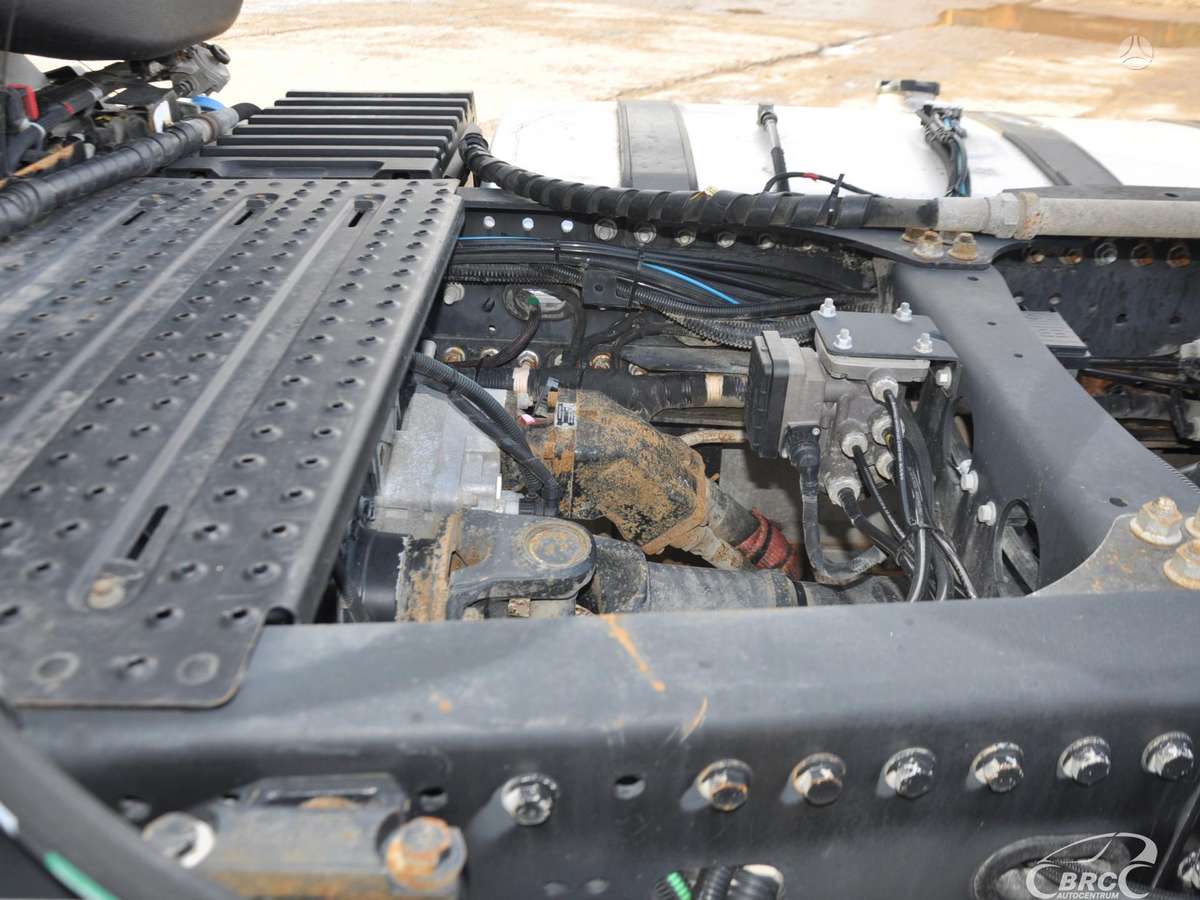 Ford F-MAX Hydraulic, double sleeper