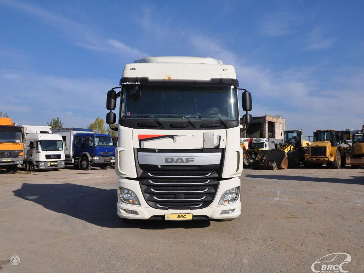 DAF XF, double sleeper