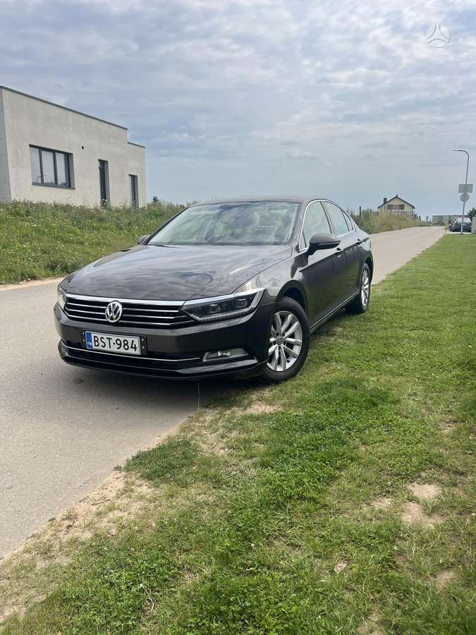 Volkswagen Passat - 7