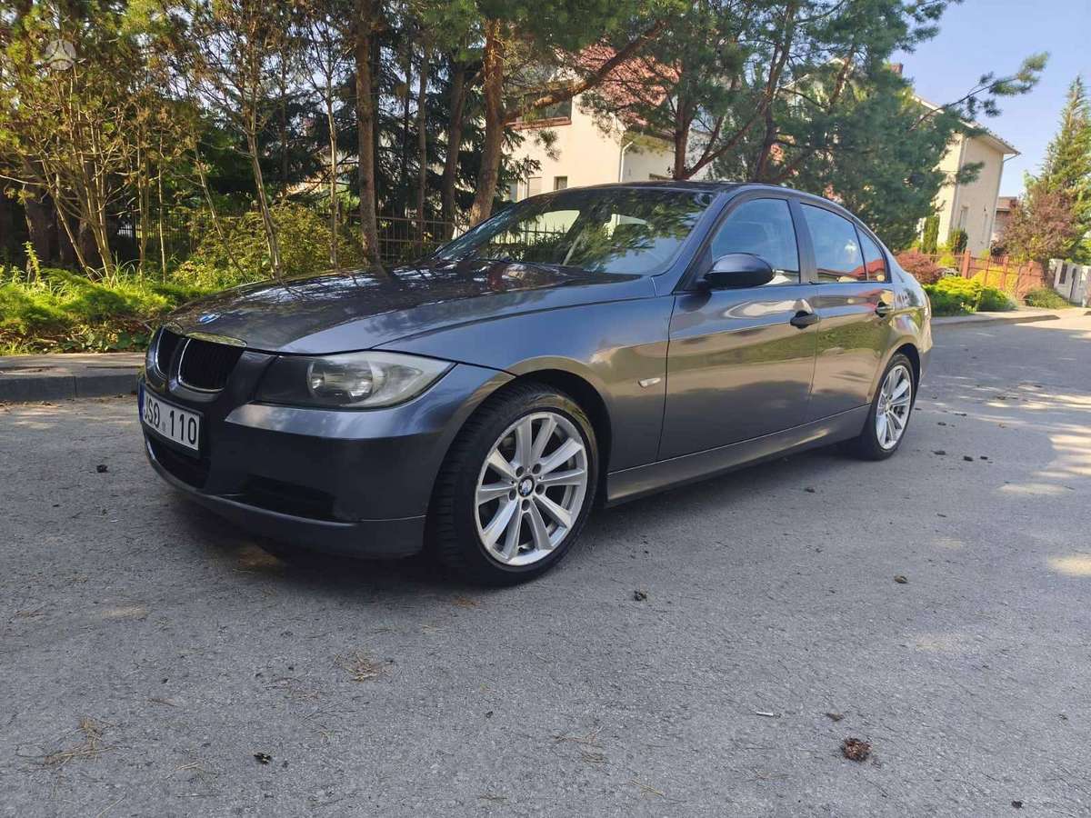 BMW 318, 2.0 l., Седан