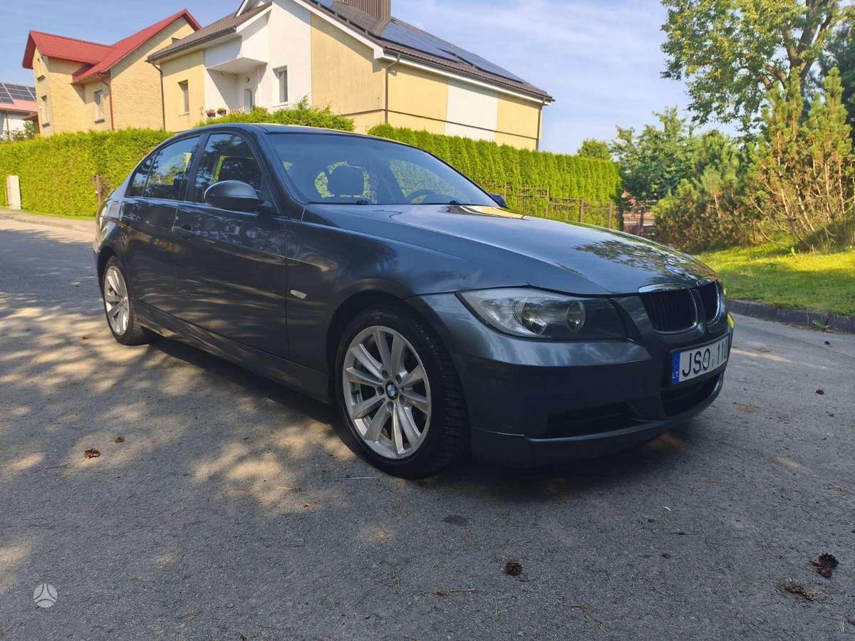 BMW 318, 2.0 l., Седан