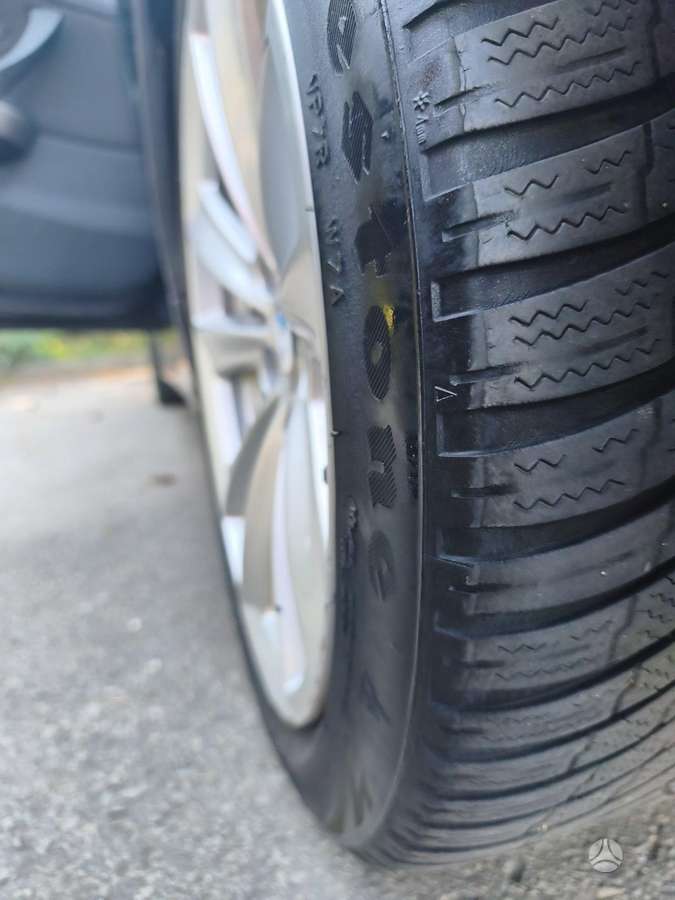 BMW 318, 2.0 l., Седан