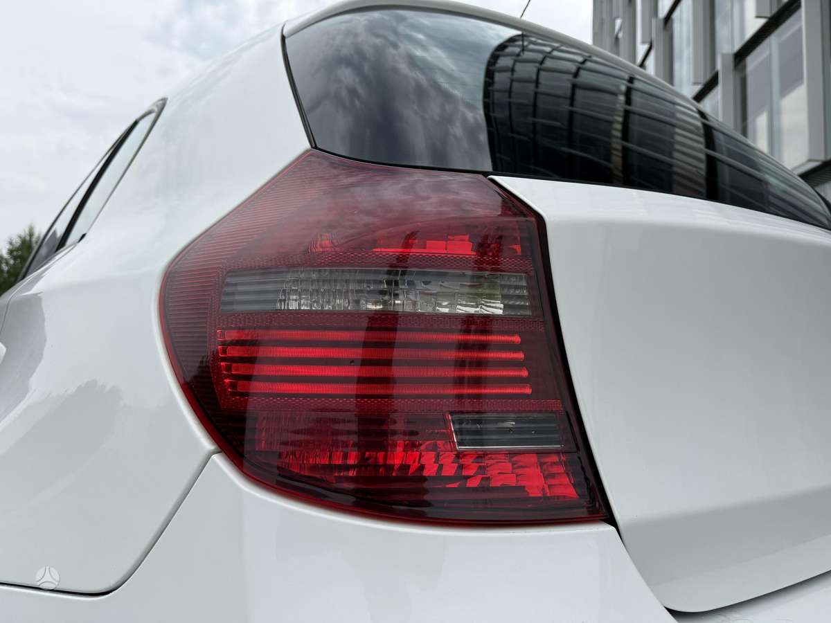 BMW 120, 2.0 l., Хэтчбек