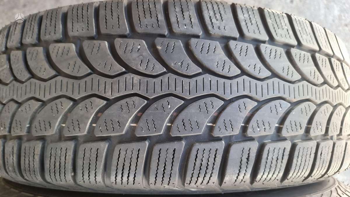 Bridgestone Blizzak LM 80, winter 215/65 R16