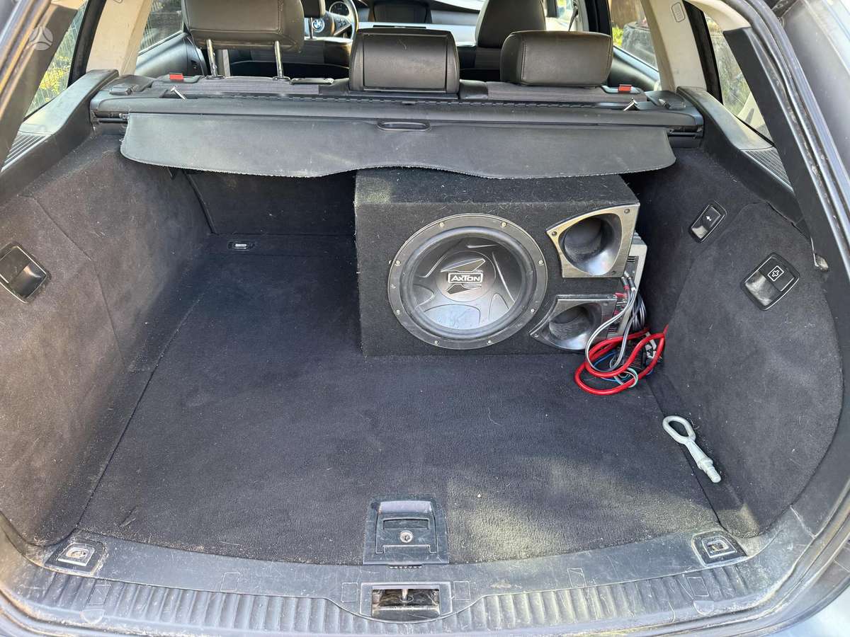 BMW 525, 2.5 l., universalas