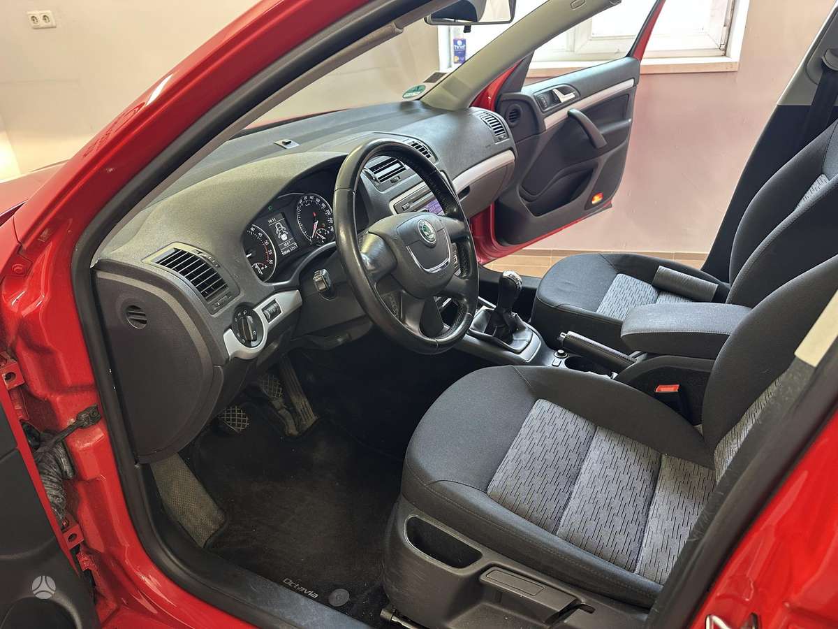 Skoda Octavia, 1.6 l., Универсал