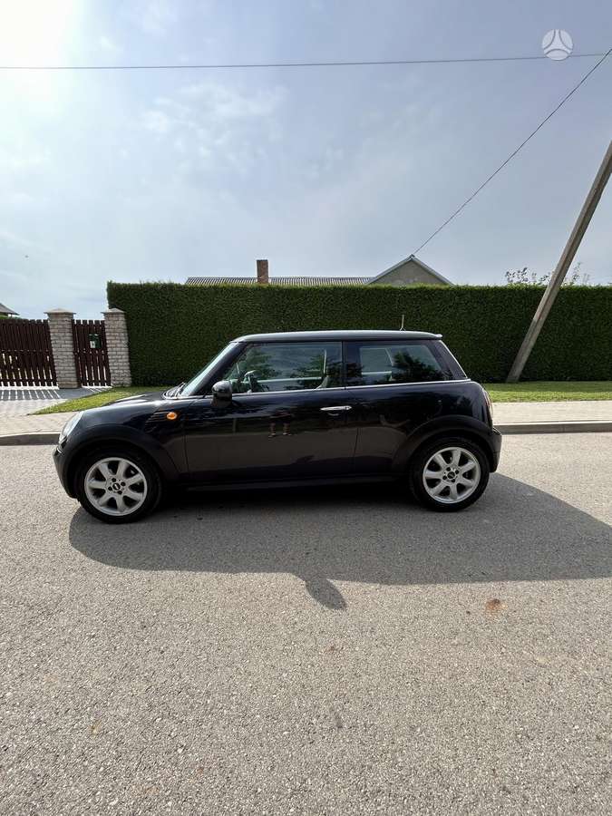 Mini Cooper, 1.6 l., coupe
