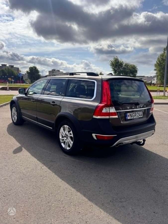 Volvo XC70, 2.4 l., Универсал