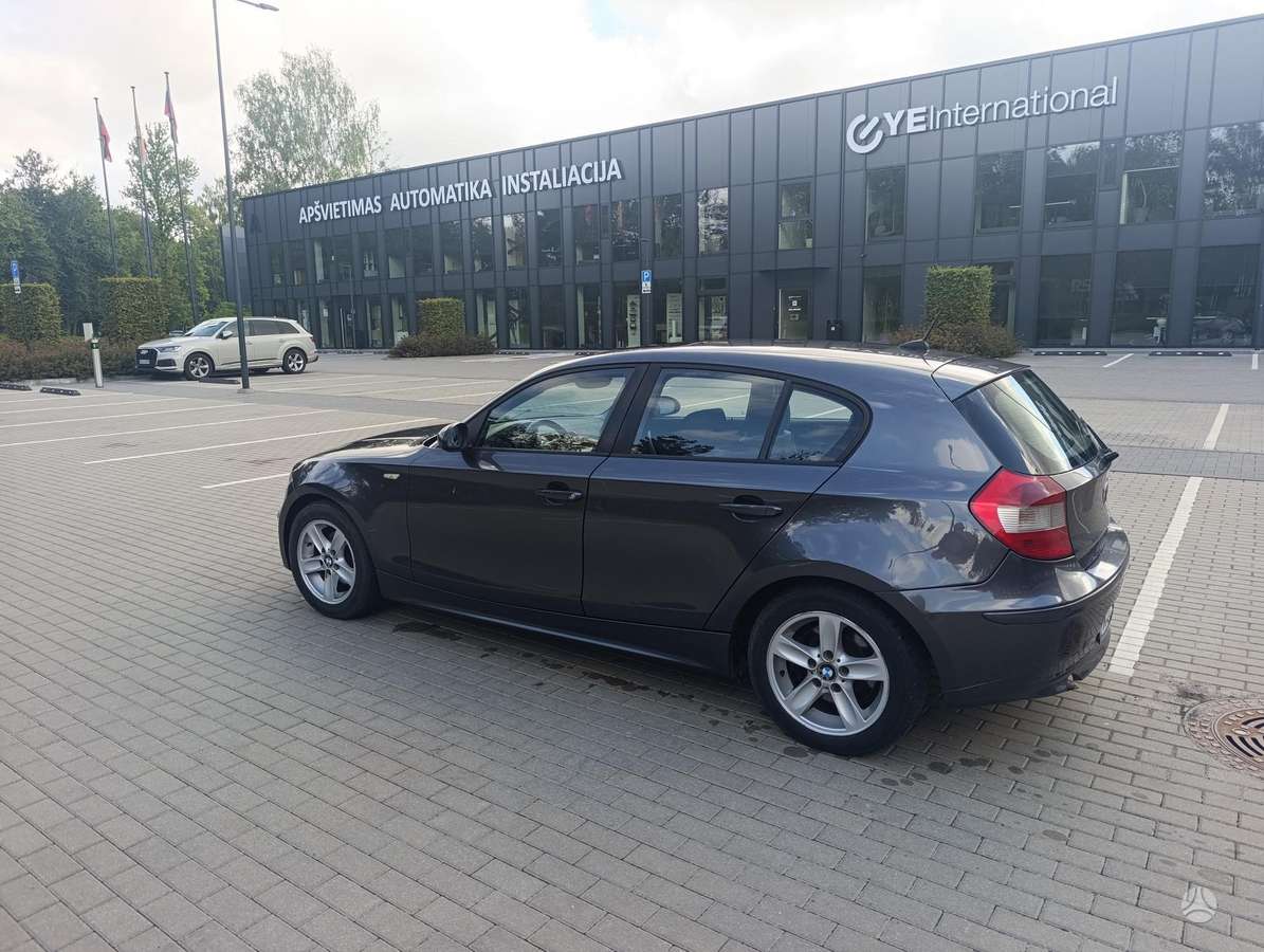 BMW 120, 2.0 l., Хэтчбек