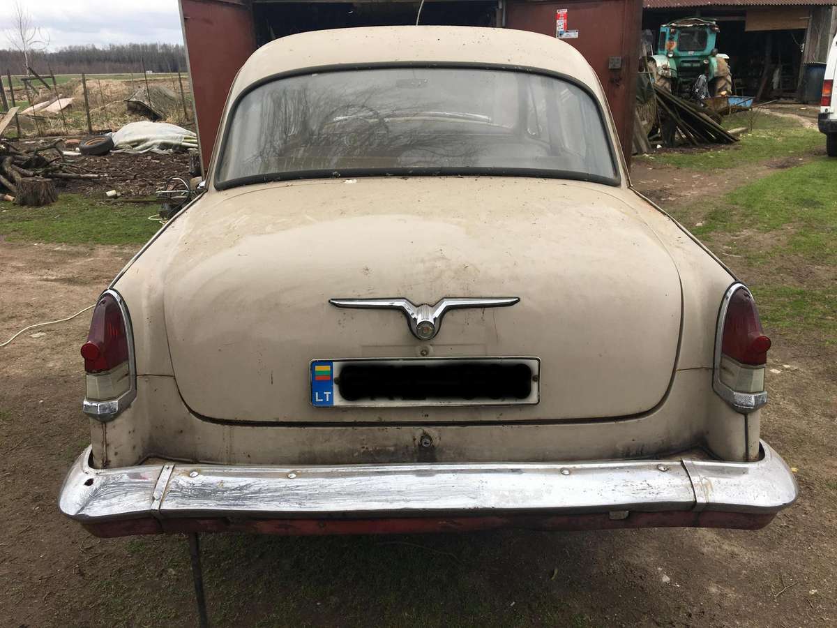 GAZ 21, 2.5 l., Седан
