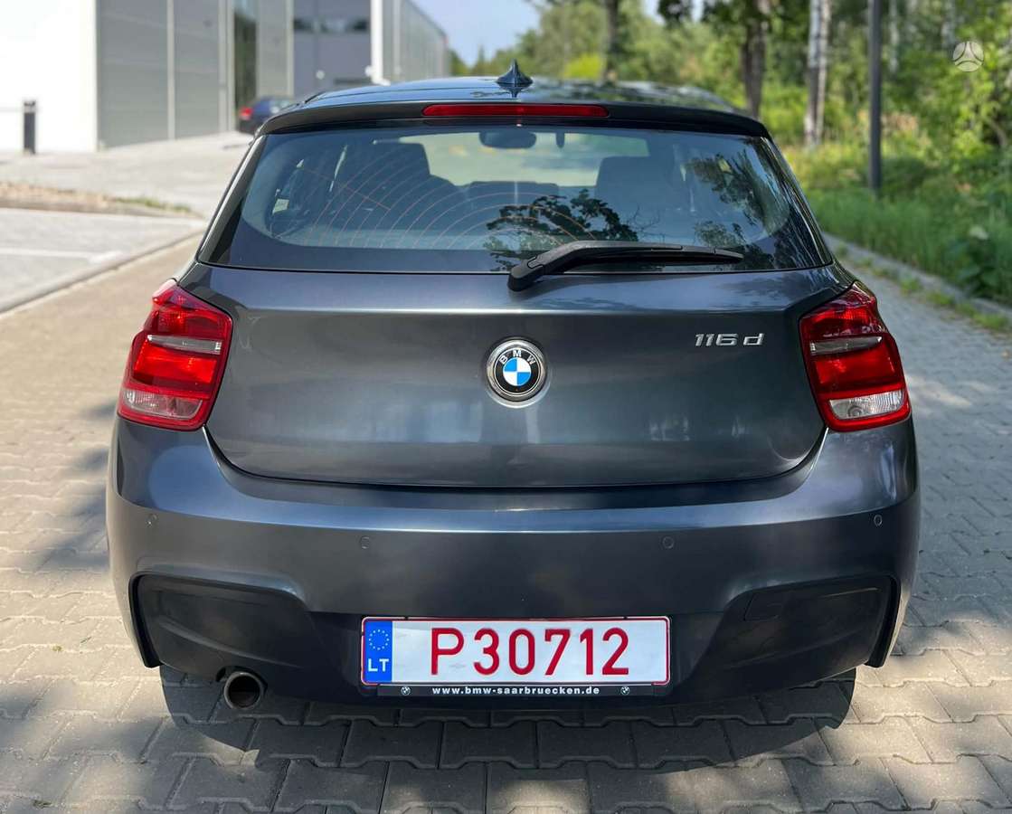 BMW 116, 2.0 l., hatchback