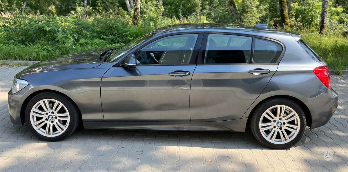 BMW 116, 2.0 l., hatchback