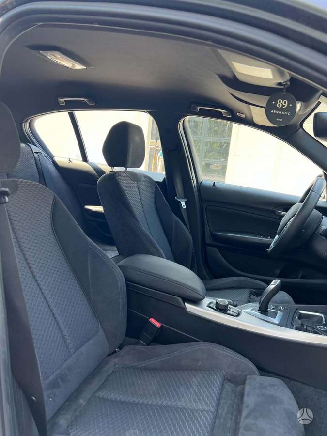 BMW 116, 2.0 l., hatchback