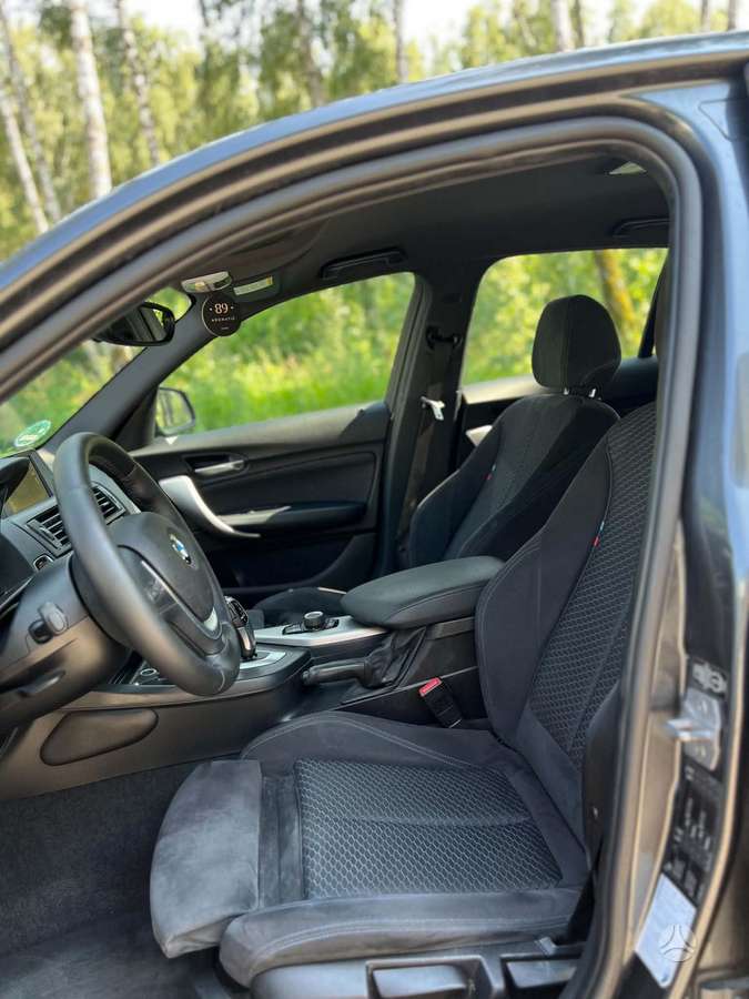 BMW 116, 2.0 l., hatchback