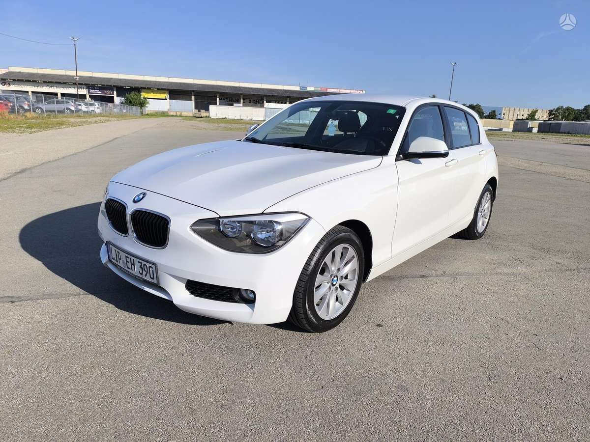 BMW 118, 2.0 l., hatchback