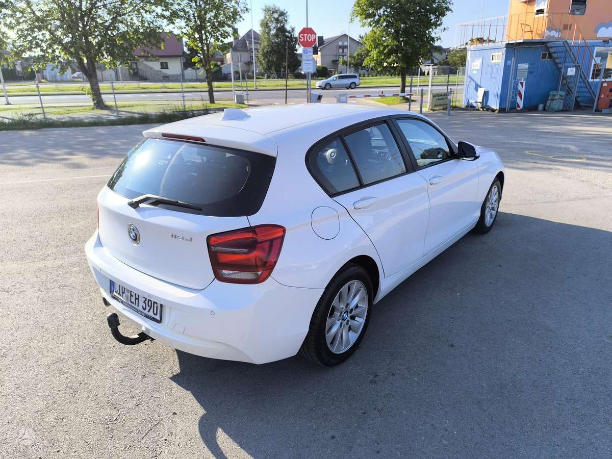 BMW 118, 2.0 l., hatchback