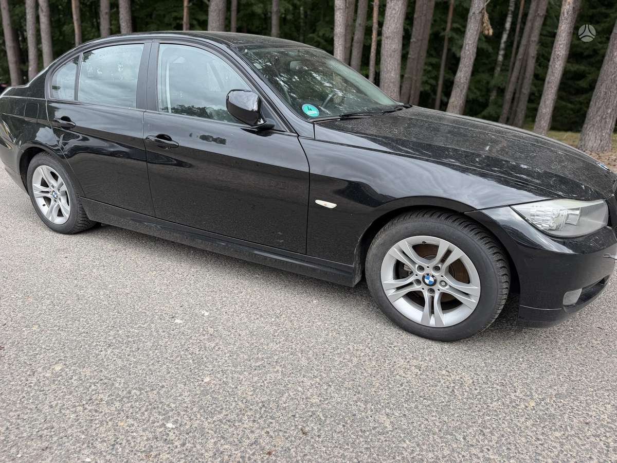 BMW 318, 2.0 l., Седан