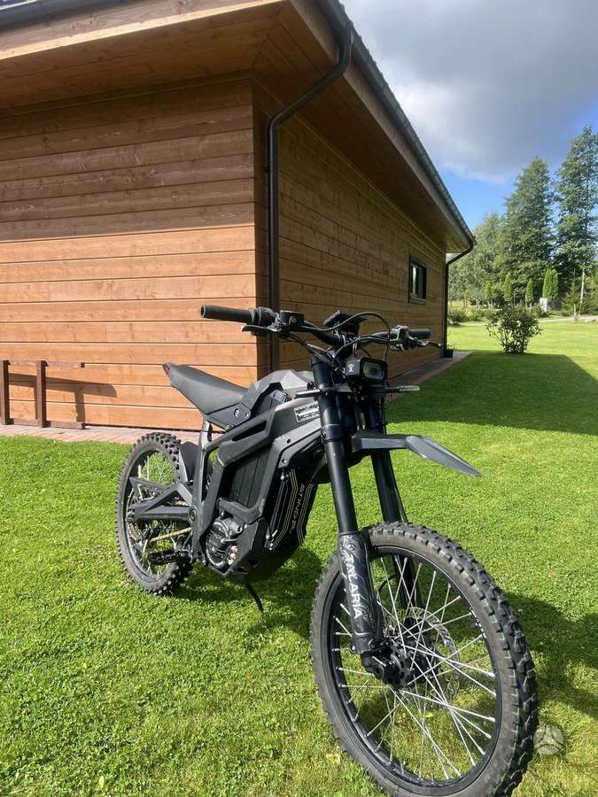 Talaria Sting R MX5, street / classic