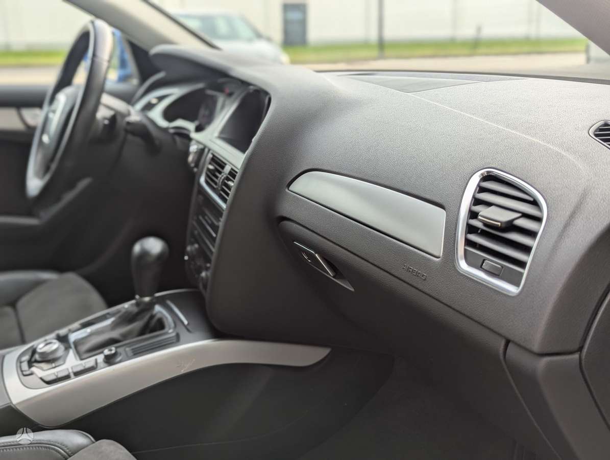 Audi A4, 2.0 l., universalas