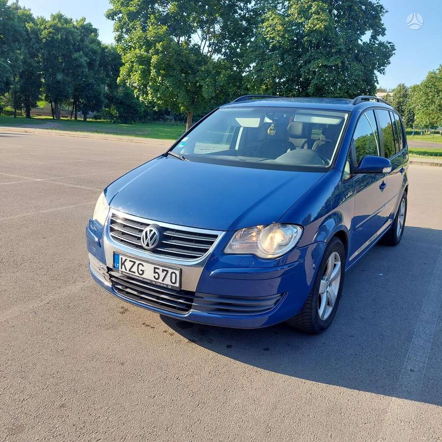 Volkswagen Touran - 3