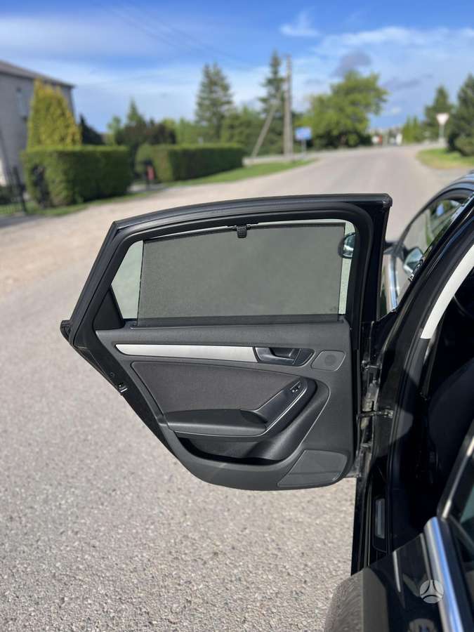 Audi A4, 2.0 l., Седан