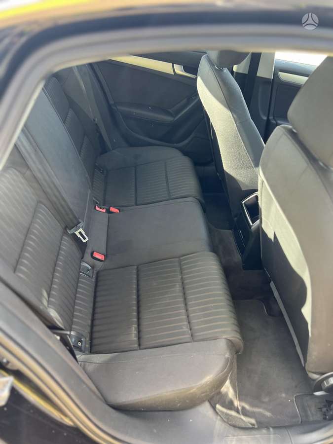 Audi A4, 2.0 l., Седан