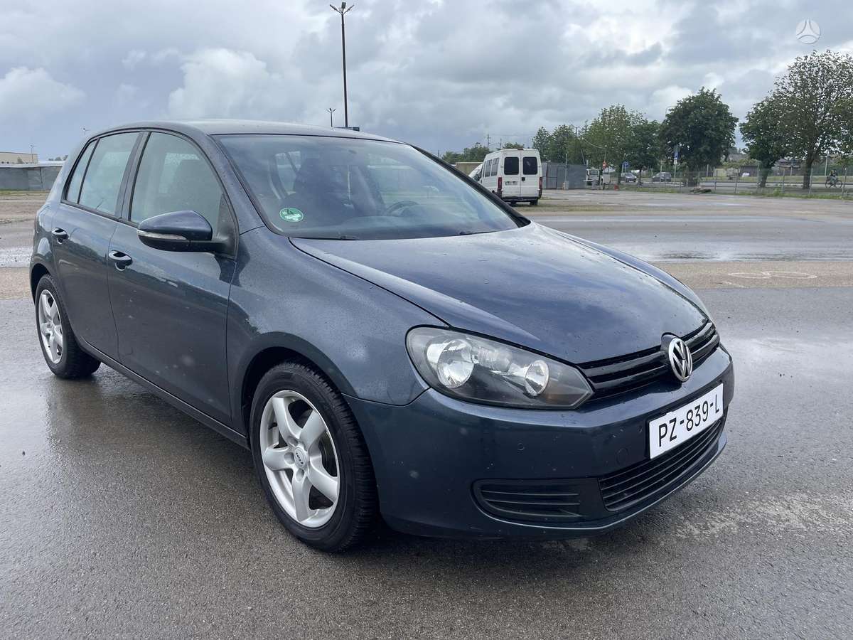 Volkswagen Golf - 7