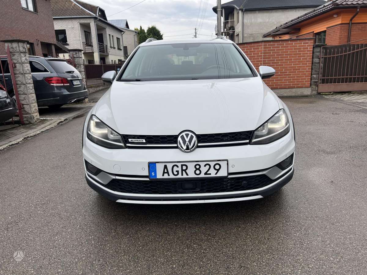 Volkswagen Golf Alltrack - 2