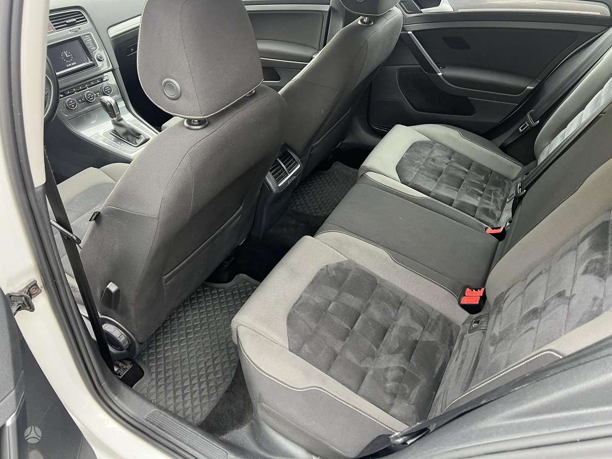 Volkswagen Golf Alltrack - 10