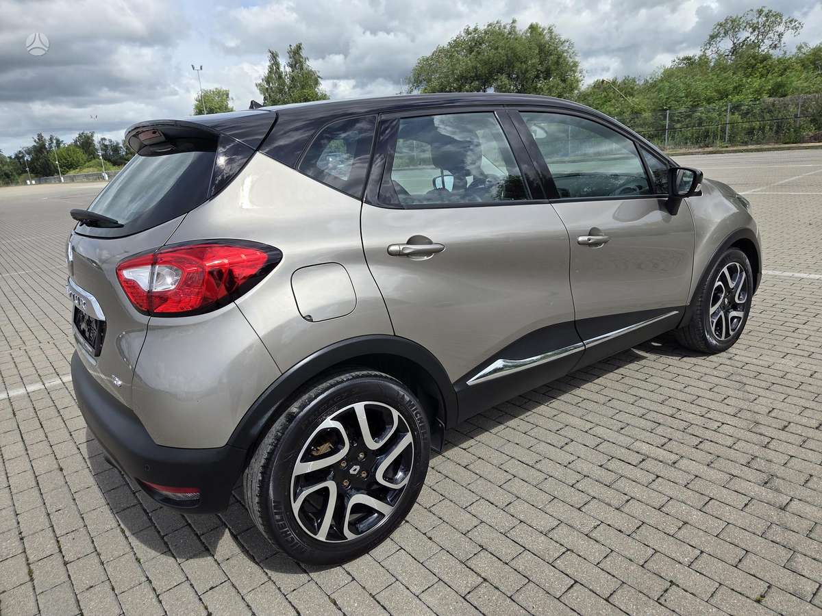 Renault Captur, 1.2 l., hatchback
