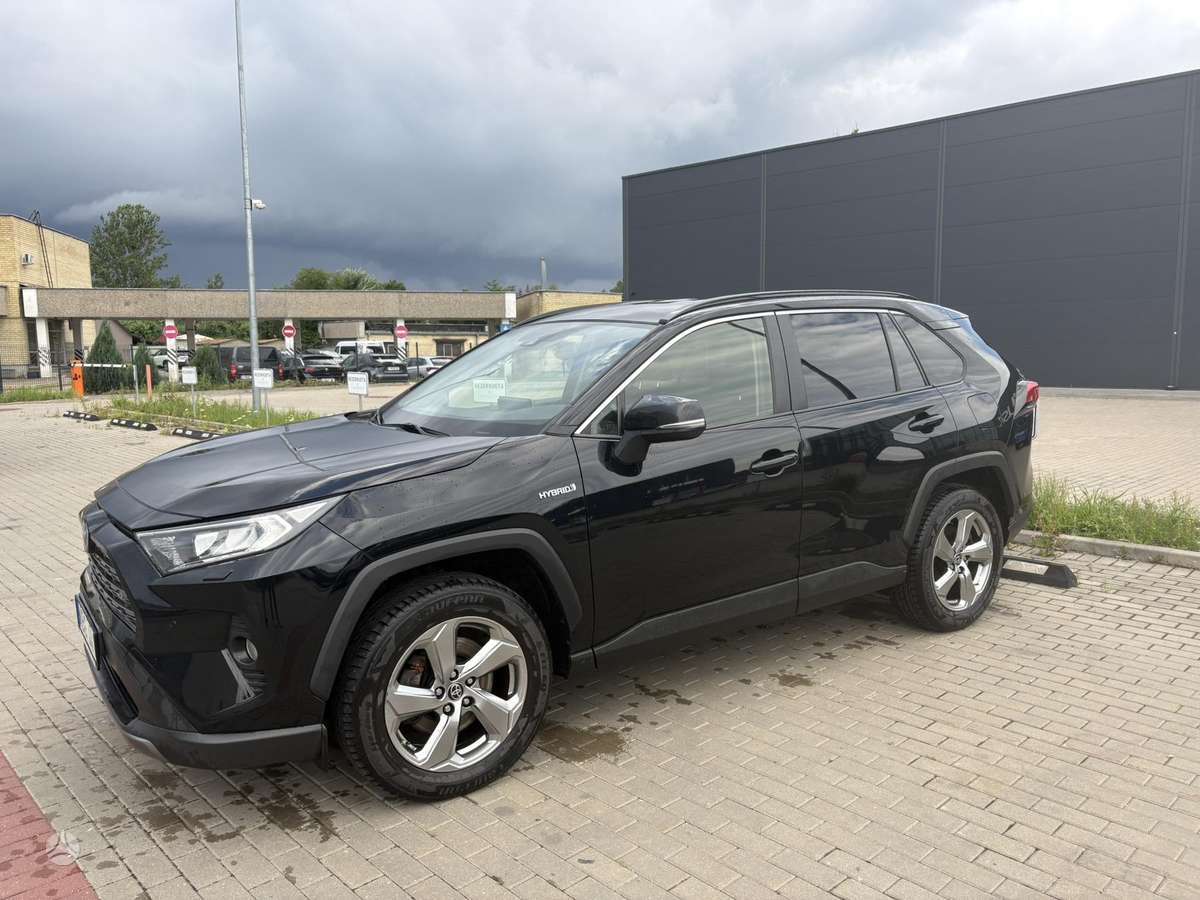 Toyota RAV4 - 3