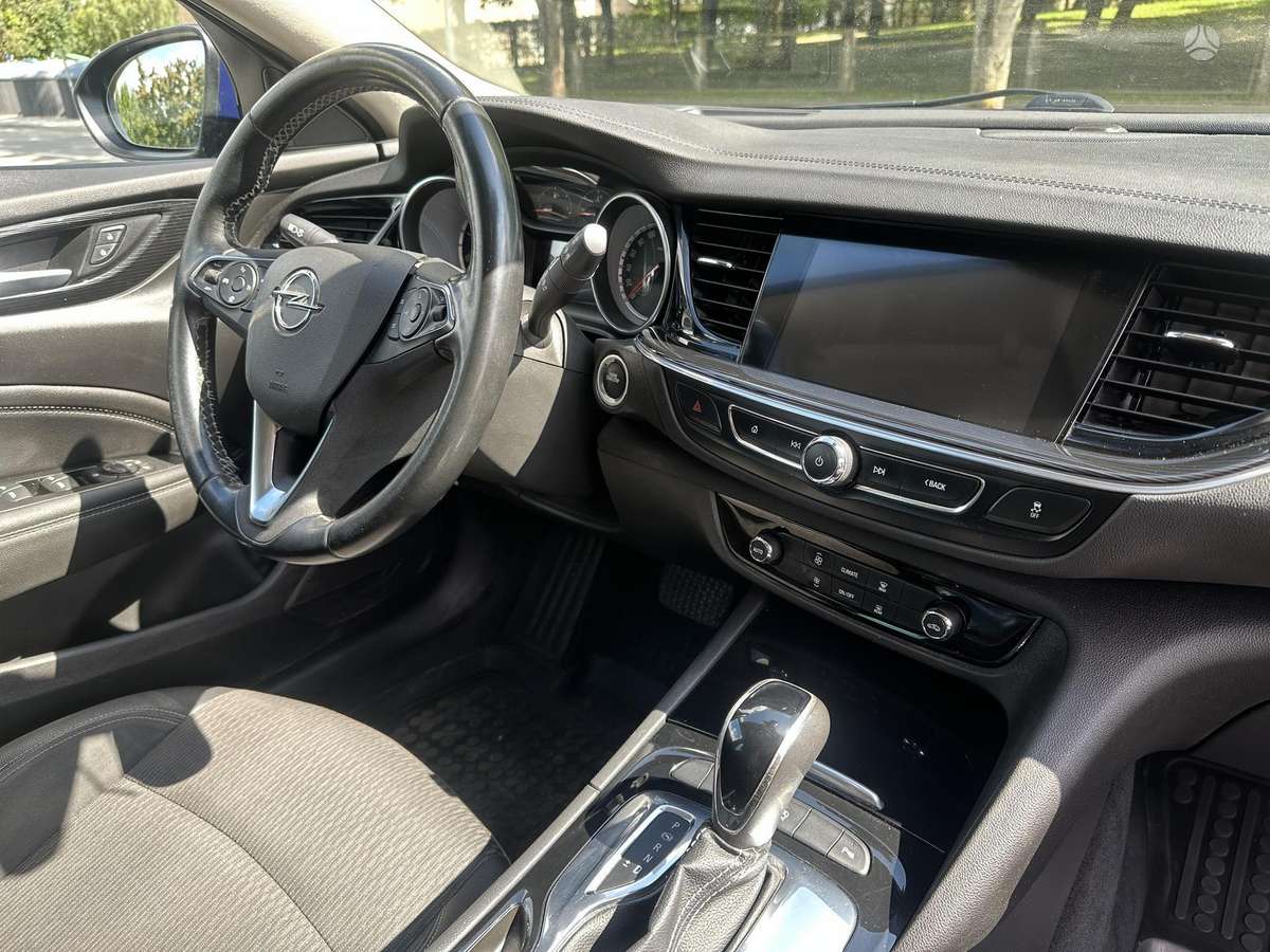 Opel Insignia, 1.6 l., Универсал