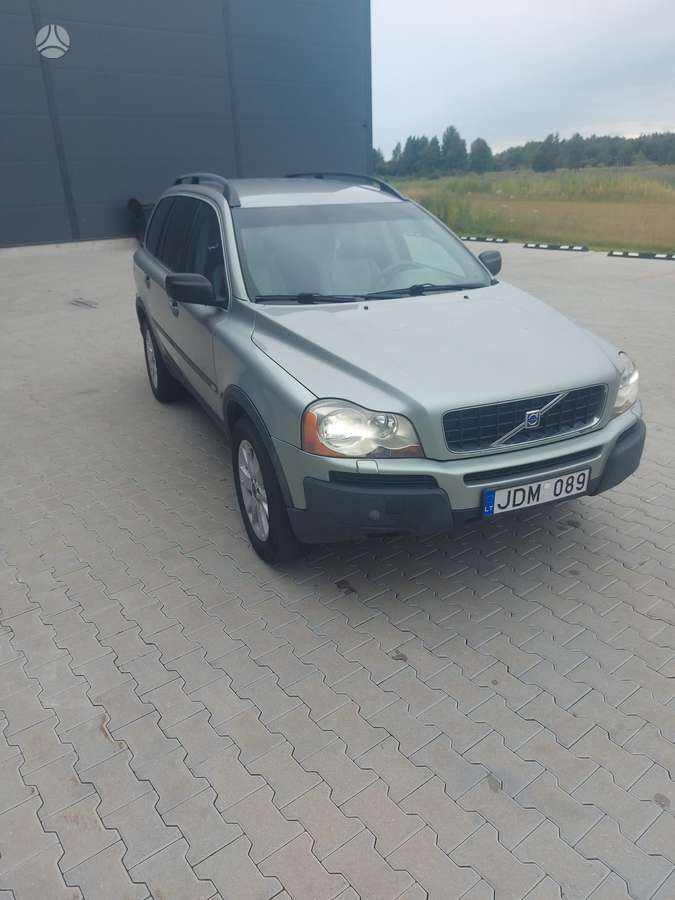 Volvo XC90 - 2