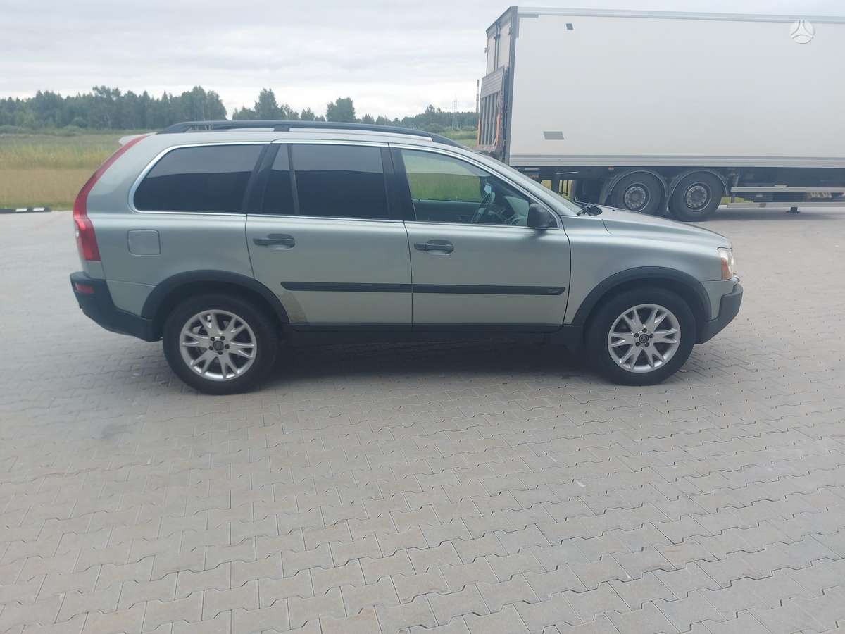 Volvo XC90 - 3