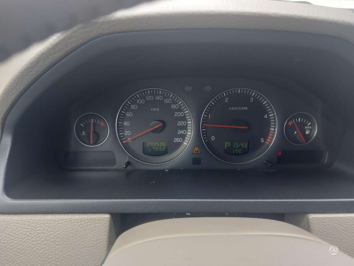 Volvo XC90 - 11